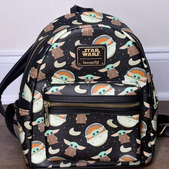 Loungefly Star Wars Grogu Mini Backpack – Disney Licensed – Excellent Condition - Picture 1 of 2